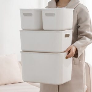 กล่องเก็บของ 4 ขนาด กล่องพลาสติก พร้อมฝาปิด กล่องอเนกประสงค์ สีขาว 4/ชิ้น
